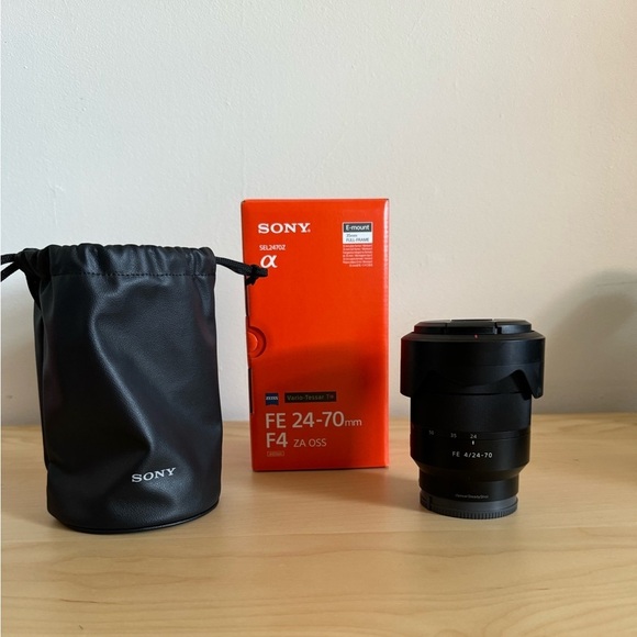 Sony FE 24-70mm F4 ZA OSS USED - Picture 1 of 3